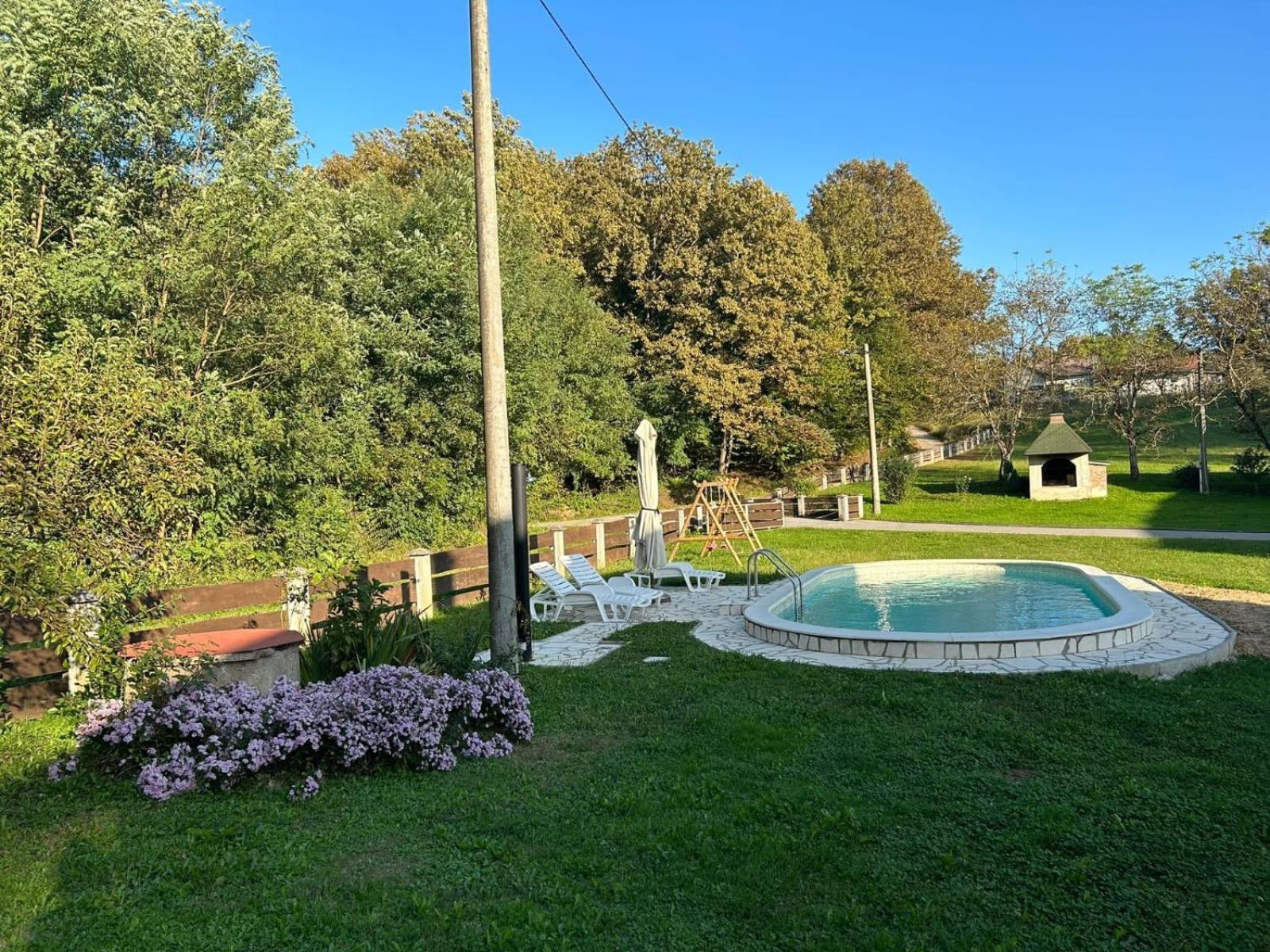 Kuca Za Odmor Mazuran Villa Karlovac Ngoại thất bức ảnh
