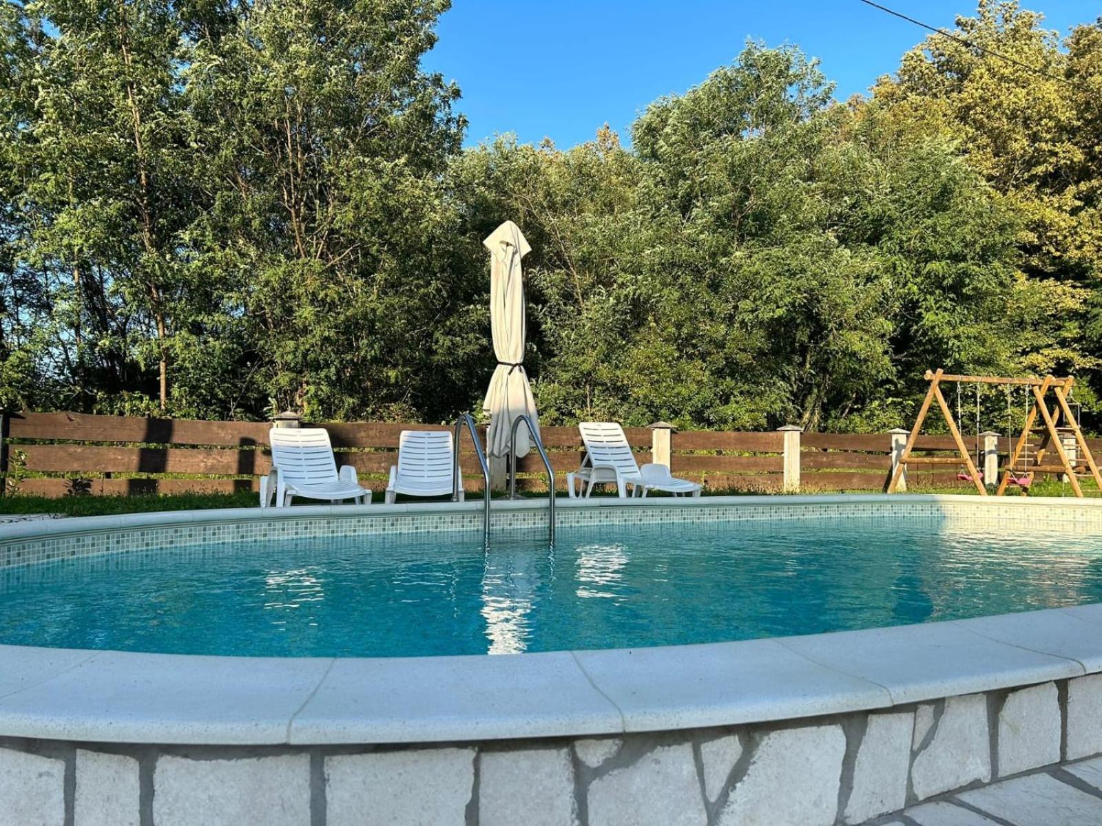 Kuca Za Odmor Mazuran Villa Karlovac Ngoại thất bức ảnh