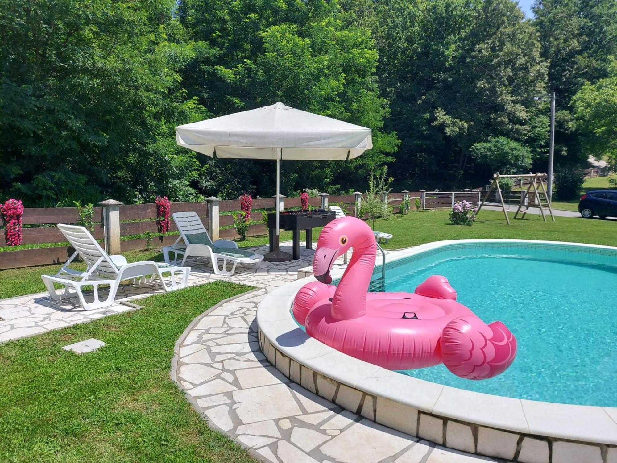 Kuca Za Odmor Mazuran Villa Karlovac Ngoại thất bức ảnh